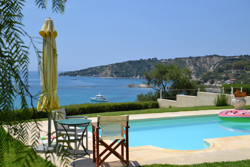 Kefalonia villas with pool: cute 4 bedroom villa with swimming pool and stunning sea view, Kefalonia, Greece.